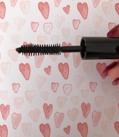 FCB30EE0-3EA0-4211-89D6-C25270E197BF